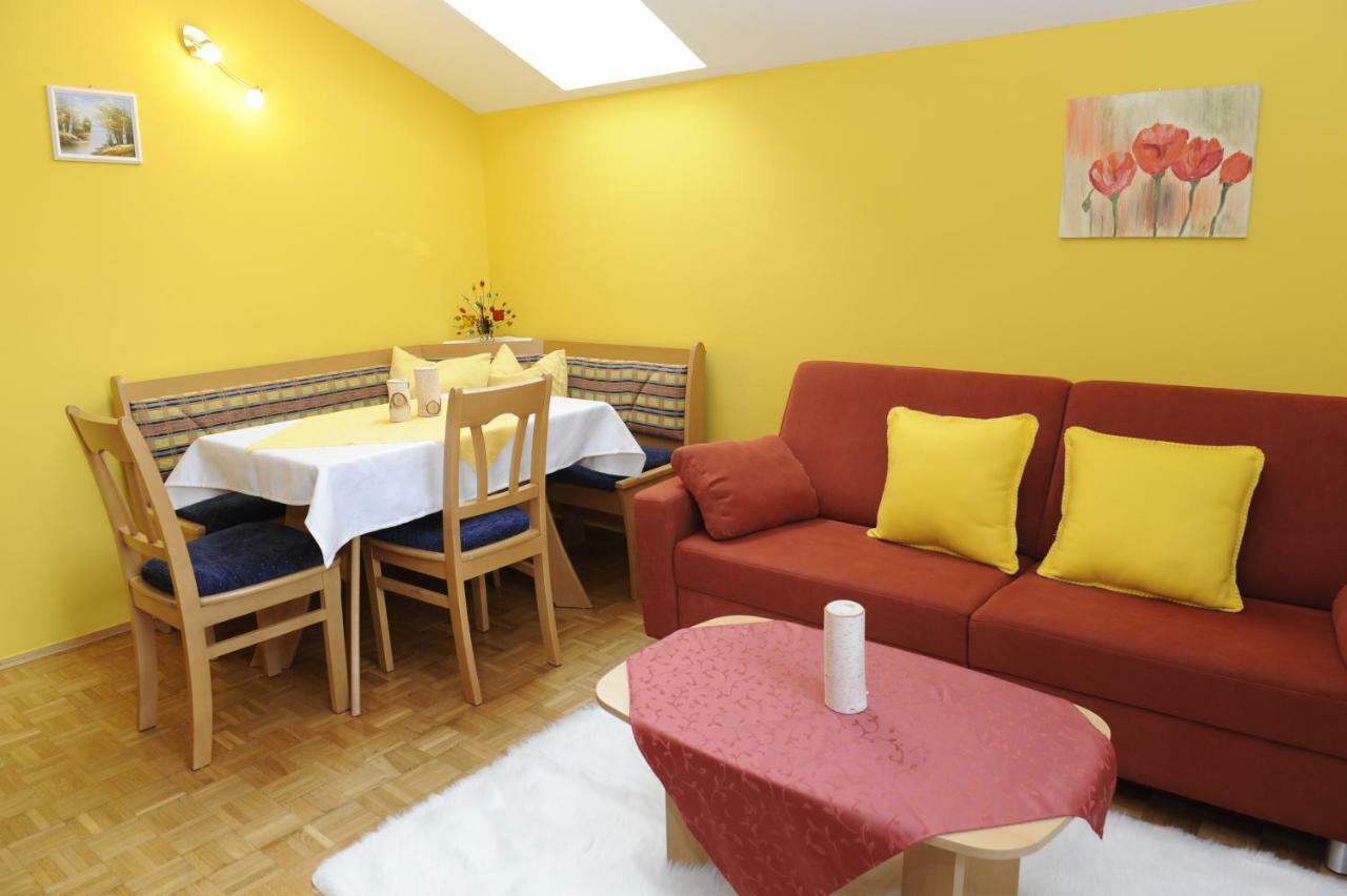 Haus Sonnenschein Mariapfarr 아파트 외부 사진